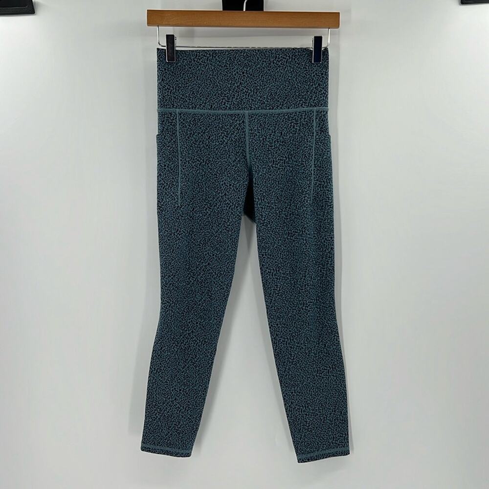 Athleta Salutation Stash II Textured Tight - Blue/Black - Small